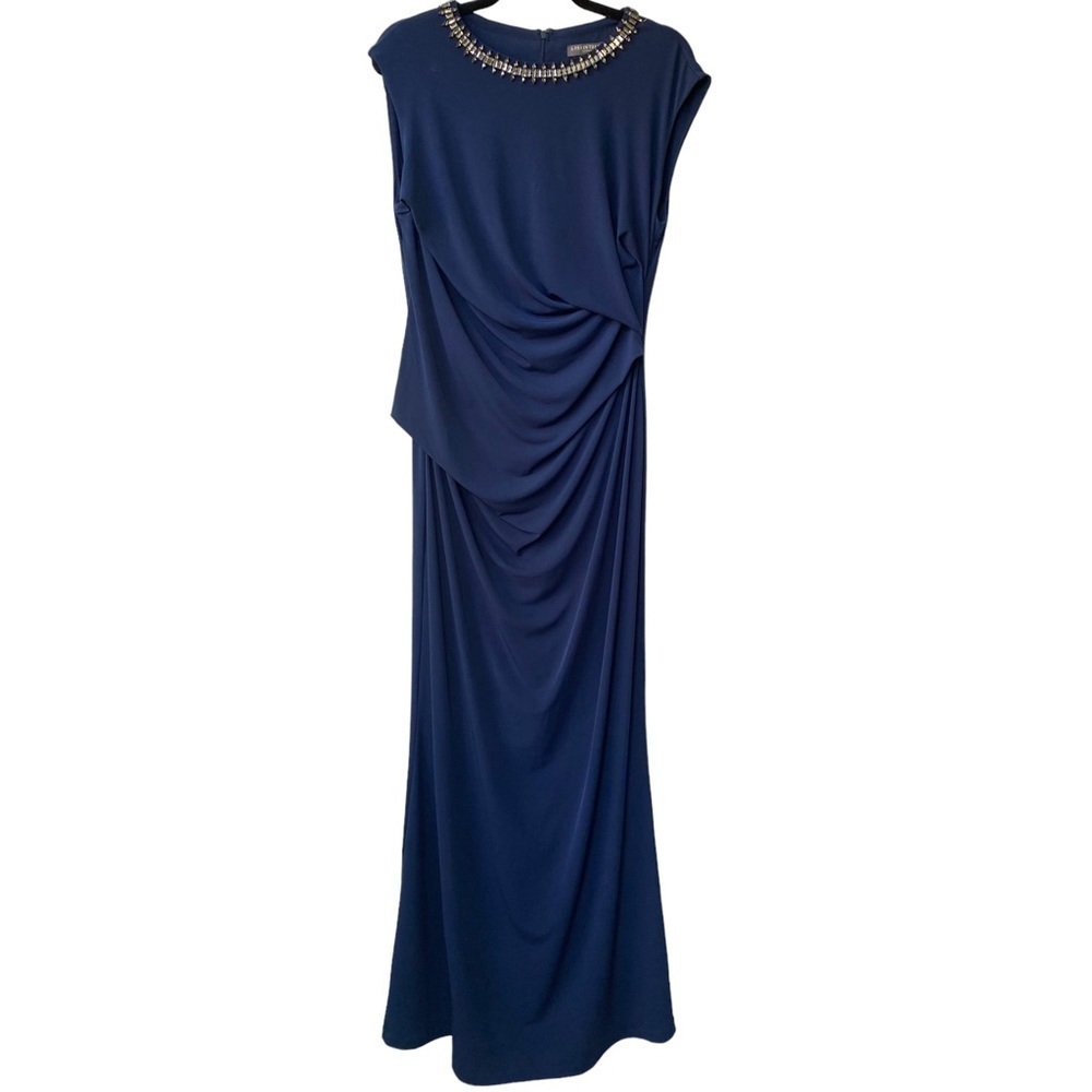 A Pea in the Pod Maternity Evening Dress Size‎ M Embellished Ruched Faux Wrap